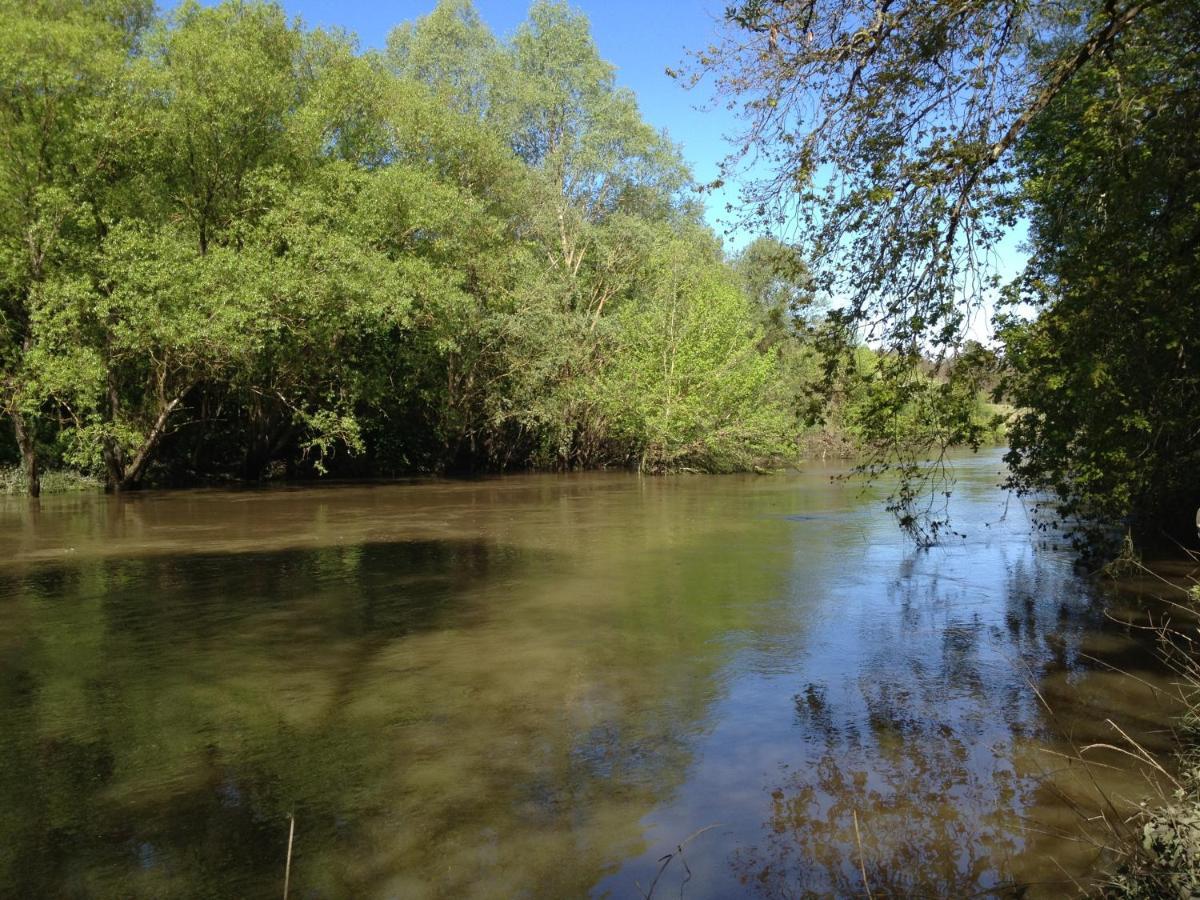 مبيت وإفطار Saugirard Domaine Des Bois Argentes المظهر الخارجي الصورة